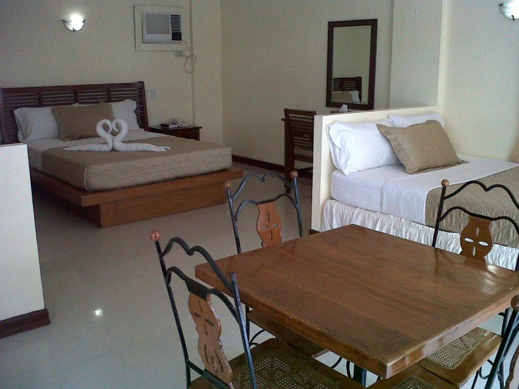 Beachcomber Resort Balabag  Rum bild